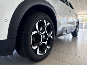 Bild 7 Citroën C5 Aircross Plus Navi Digitales Cockpit LED Appl