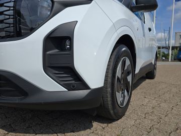 Bild 7 Ford Transit Courier -e SYNK 4 Klimaautom Parklenkass