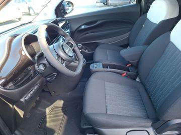 Bild 9 Fiat 500 Icon Hybrid 1.0 Digitales Cockpit Apple CarP