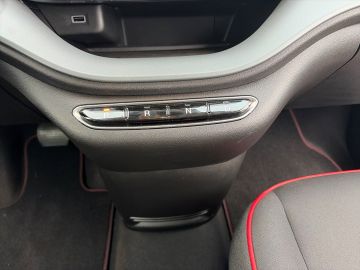 Bild 15 Fiat 500C e Red Navi Memory Sitze Apple CarPlay Andro