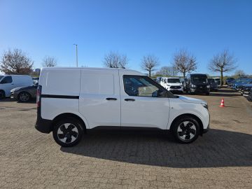 Bild 6 Ford Transit Courier BEV Trend Apple CarPlay Android