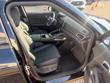Bild 13 BYD ATTO 2 Active Panorama Navi Leder Digitales Cock
