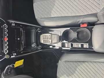 Bild 15 Peugeot 2008 Allure LED Apple CarPlay Android Auto Klima