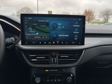 Bild 12 Ford Kuga Active X PHEV HUD B & O El. Fondsitzverst.