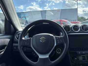 Bild 14 Suzuki Vitara Club 1.4 Mild HYBRID Navi LED Apple CarPl