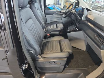 Bild 13 Ford Tourneo Custom 320 L1 Titanium X AWD AHK-klappba