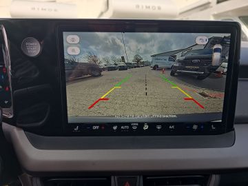 Bild 12 Ford Transit Courier BEV Trend Apple CarPlay Android