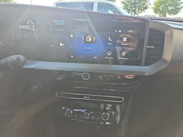 Bild 12 Opel Mokka Edition Digitales Cockpit LED Apple CarPla