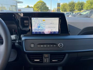 Bild 12 Ford Tourneo Courier Active Navi Leder Soundsystem AC