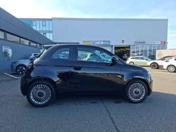 Bild 6 Fiat 500 Icon Hybrid 1.0 Digitales Cockpit Apple CarP
