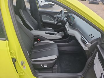 Bild 13 BYD Dolphin Surf Boost Navi Leder Digitales Cockpit