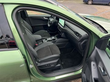 Bild 13 Ford Kuga Active X PHEV HUD B & O El. Fondsitzverst.