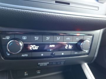 Bild 17 Seat Arona FR Digitales Cockpit Sperrdiff. Apple CarP