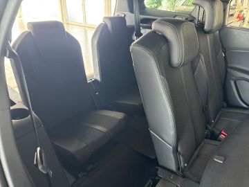 Bild 17 Peugeot 5008 GT Hybrid 7-Sitzer Navi Digitales Cockpit A