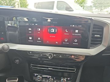 Bild 12 Opel Mokka Ultimate Navi Digitales Cockpit LED Blendf