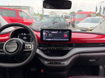 Bild 11 Fiat 500C e Red Navi Memory Sitze Apple CarPlay Andro