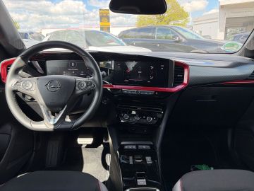 Bild 11 Opel Mokka GS Line Digitales Cockpit LED Apple CarPla