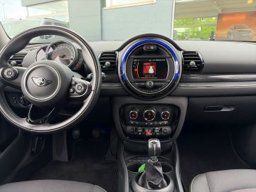 Bild 11 MINI One Clubman Mehrzonenklima SHZ Keyless Notbremsa