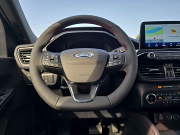 Bild 14 Ford Kuga ST-Line X 2.5 FHEV Sportpaket HUD Navi Lede