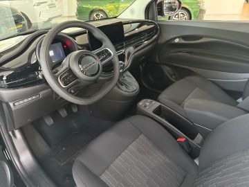 Bild 9 Fiat 500 Icon Mild Hybrid 1.2 Digitales Cockpit Apple