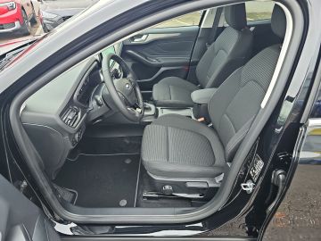 Bild 9 Ford Focus Turnier Titanium X MHEV Navi Digitales Coc