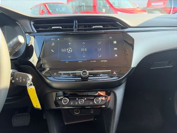 Bild 12 Opel Corsa Corsa-e Edition Digitales Cockpit LED Apple CarP