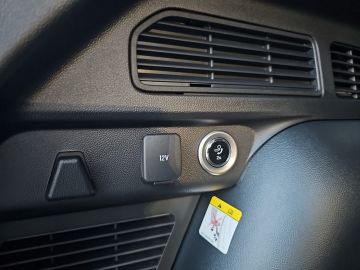 Bild 17 Ford Kuga ST-Line AHK-klappbar El. Panodach Navi Digi