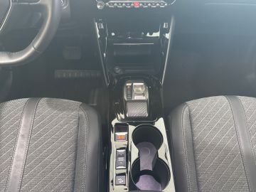 Bild 15 Peugeot 2008 Allure LED Apple CarPlay Android Auto Klima