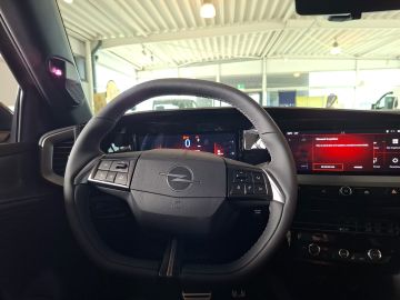 Bild 14 Opel Mokka GS Digitales Cockpit LED Apple CarPlay And