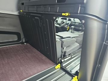 Bild 16 Opel Combo Cargo, Rückfahrkamera, Laderaumvollverkl.