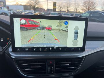 Bild 17 Ford Kuga Titanium Navi Digitales Cockpit LED Mehrzon