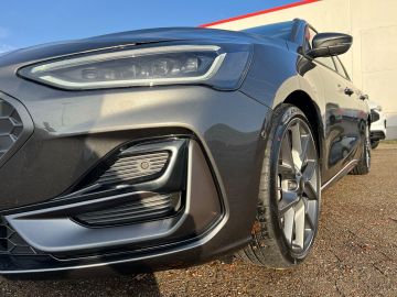 Bild 7 Ford Focus Turnier ST X kostenlose Fahrzeuglieferung