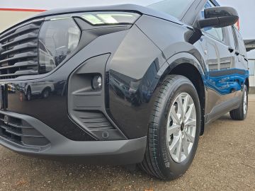 Bild 7 Ford Tourneo Courier Titanium Navi ACC Klimaautom DAB