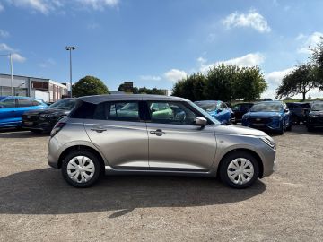 Bild 6 Suzuki Swift Club 1.2 Mild Hybrid Navi LED Apple CarPla