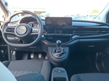 Bild 11 Fiat 500 Icon Hybrid 1.0 Digitales Cockpit Apple CarP