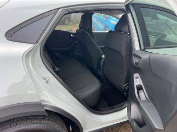 Bild 10 Ford Puma Titanium MHEV Navi digitales Cockpit Sounds