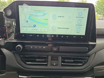 Bild 12 Ford Tourneo Custom 320 L1 Titanium FWD Navi B & O L