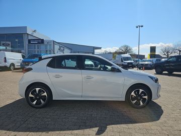 Bild 6 Opel Corsa Corsa-e GS LED Blendfreies Fernl. Kurvenlicht Ap