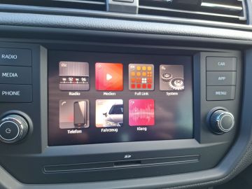 Bild 16 Seat Arona FR Digitales Cockpit Sperrdiff. Apple CarP