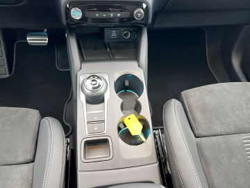 Bild 15 Ford Kuga Active X PHEV HUD B & O El. Fondsitzverst.