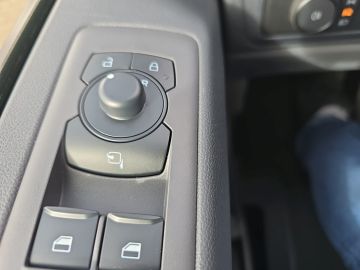 Bild 17 Ford Transit Custom 280 L1 FWD AHK Navi Apple CarPlay