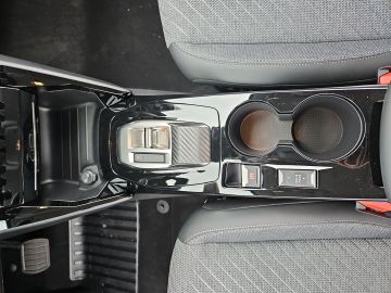 Bild 15 Peugeot 208 Hybrid 110 Allure Navi Digitales Cockpit LED