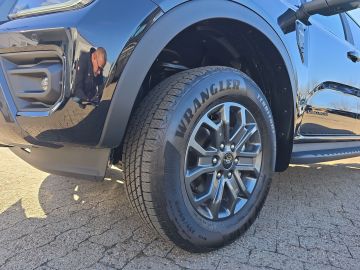 Bild 7 Ford Ranger Wildtrak e-4WD Doka AHK Navi Leder Digita