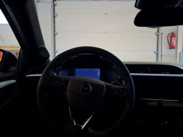 Bild 14 Opel Corsa F GS Navi LED Blendfreies Fernl. Kurvenlic