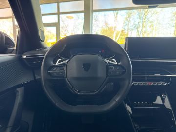 Bild 14 Peugeot 2008 Allure LED Apple CarPlay Android Auto Klima