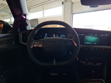 Bild 14 Opel Mokka e Ultimate Navi Digitales Cockpit LED Blen