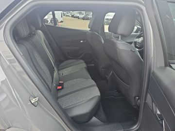 Bild 10 Peugeot 2008 Allure LED Apple CarPlay Android Auto Klima