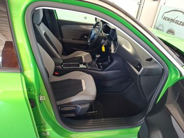 Bild 13 Opel Mokka Elegance Navi Digitales Cockpit LED Apple