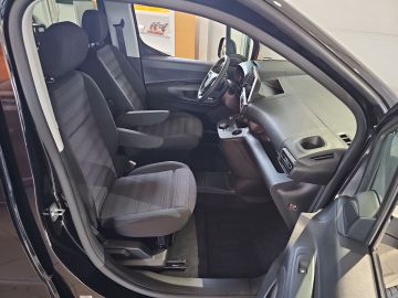 Bild 13 Opel Combo Life E Elegance 7-Sitzer Apple CarPlay And