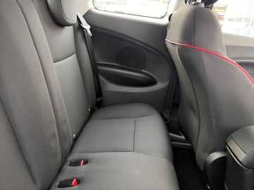 Bild 10 Fiat 500C e Red Navi Memory Sitze Apple CarPlay Andro